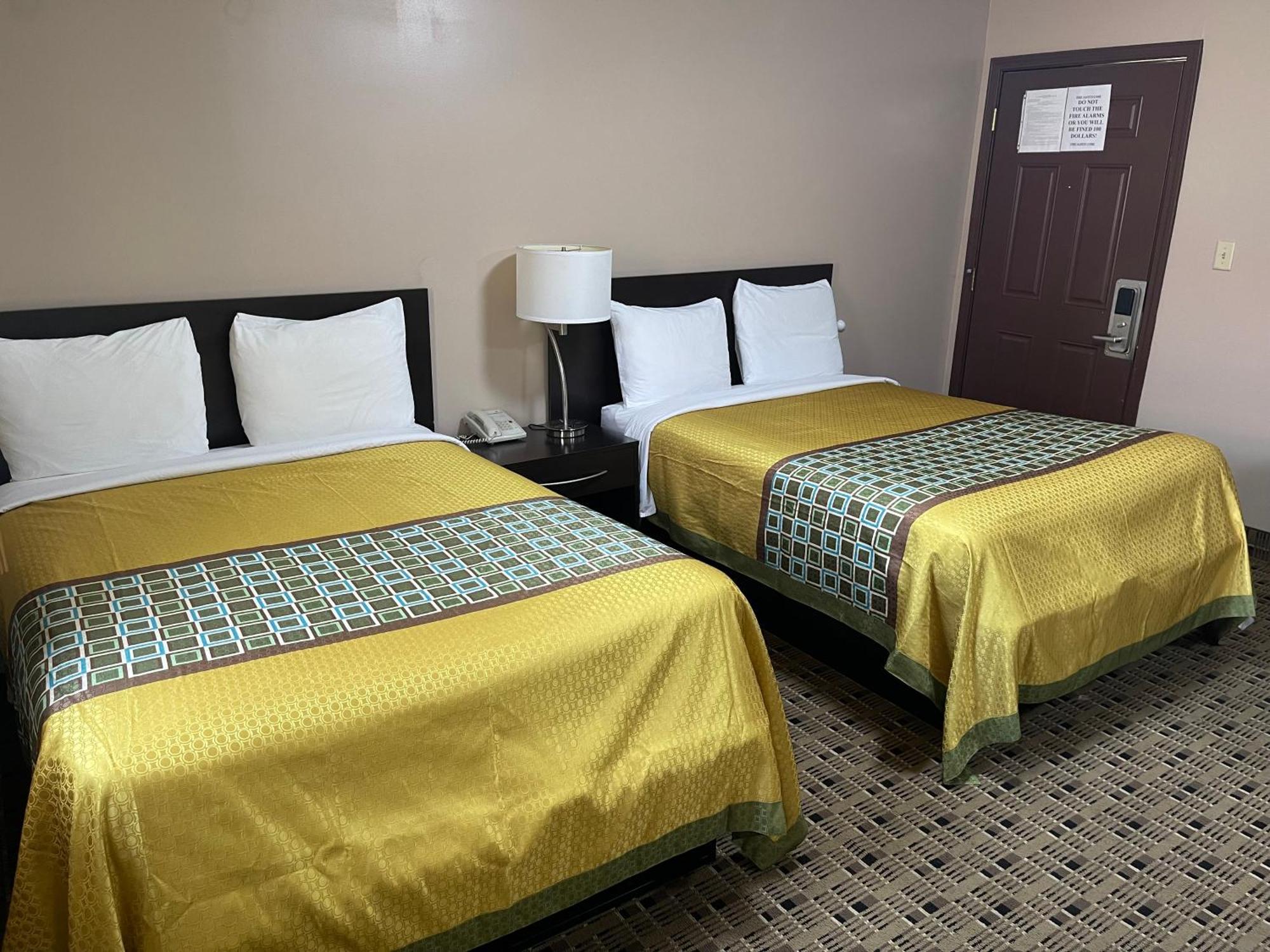 Economy Inn & Suites Ashtabula Eksteriør billede